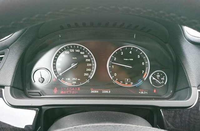 WBAKX61060C782208_15_vga-640x456