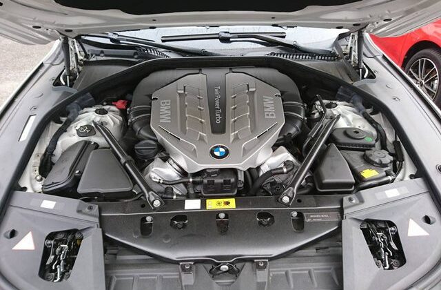 WBAKX61060C782208_18_vga-640x456