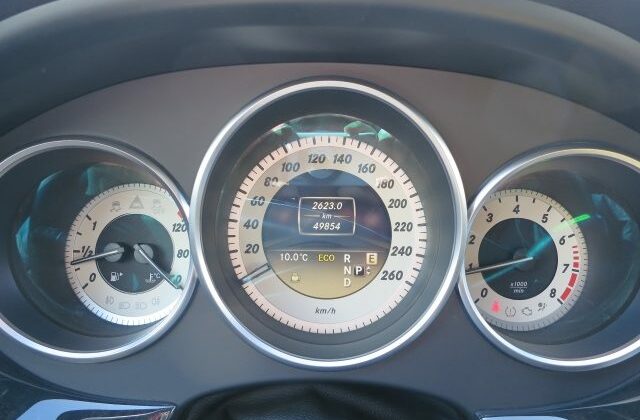 WDD2183731A031629_12_vga-640x456