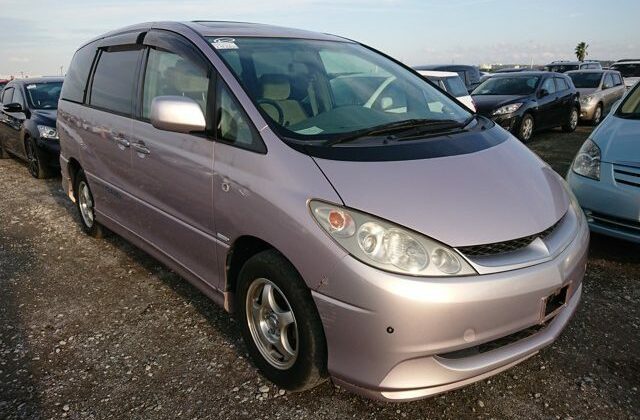 toyota-estima-hybrid-2002-02-640x456