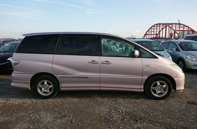 toyota-estima-hybrid-2002-03-640x456