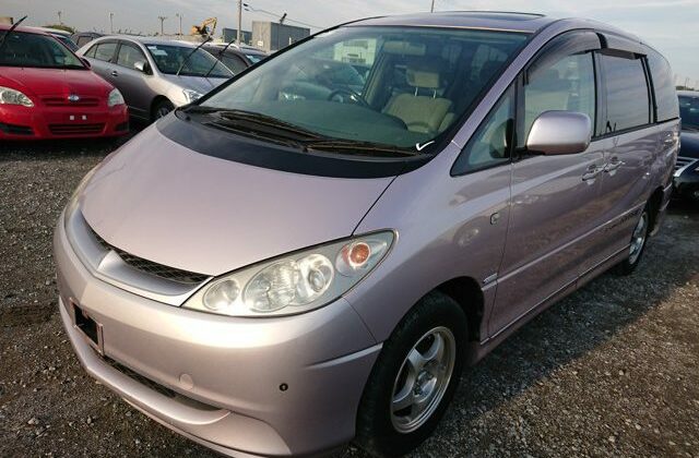 toyota-estima-hybrid-2002-033-640x456