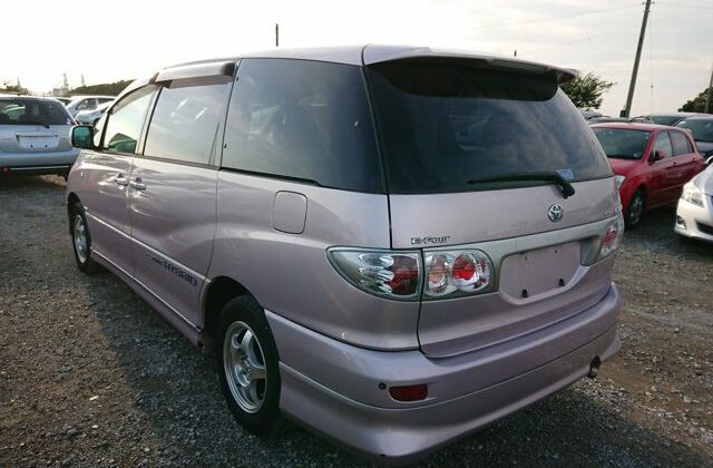 toyota-estima-hybrid-2002-06-640x456