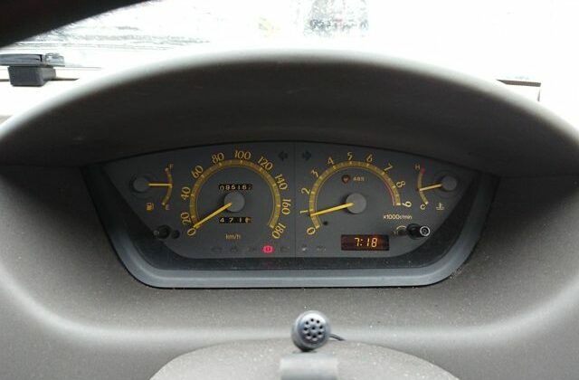 toyota-sera-1991-017-640x456