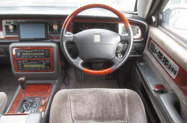 Toyota Century GZG50_v200007