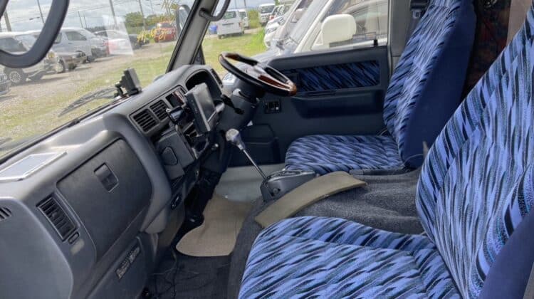 1998 Toyota Camroad motorhome