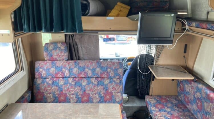 1998 Toyota Camroad motorhome