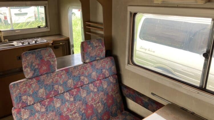 1998 Toyota Camroad motorhome