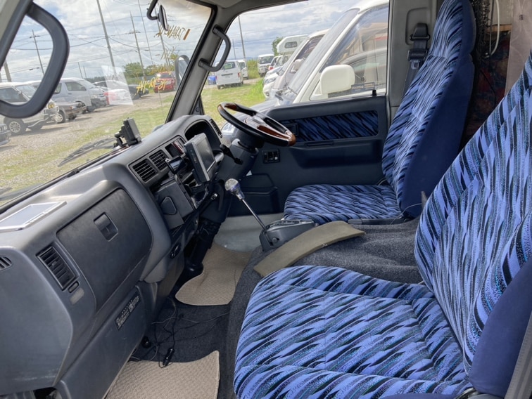 1998 Toyota Camroad motorhome diesel standard transmission