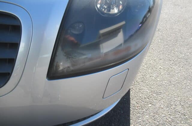 All corners good and no scuffs or dents. Clean secondhand car from Japan Left front