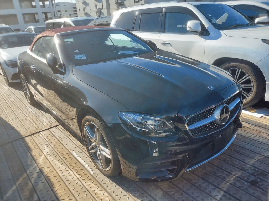 Mercedes-Benz E400, Used Mercedes-Benz E400, Import Mercedes-Benz E400, Import Car From Japan, Luxury Sedan, High-Performance Sedan, German Car, Japanese Import Car, Used Luxury Car, Used High-Performance Car, Japan Car Direct