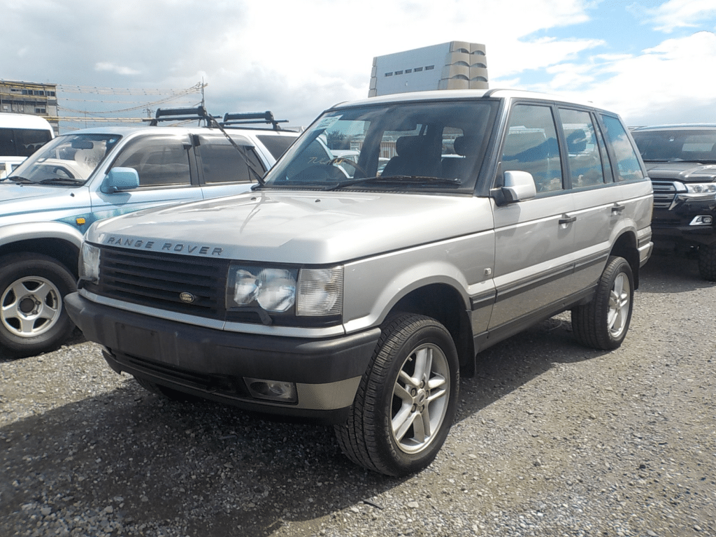 Range Rover 4-6 HSE, Luxury SUV, Range Rover Model, Premium Vehicle, High-End SUV, Spacious Interior, Off-Road Capability, British Luxury, Premium SUV, Japan Car Direct