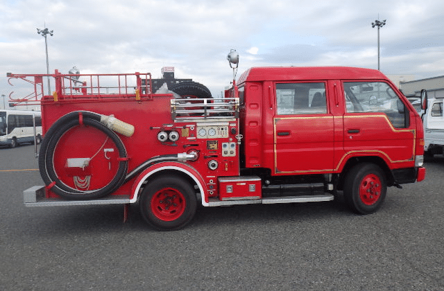 Toyota Dyna Fire Truck, Japanese Fire Truck, Reliable Utility Vehicle, Compact Fire Engine, 4x4 Capability, Fire Rescue Vehicle, Japan Car Auctions, Emergency Response, Durable Design, Japan Car Direct