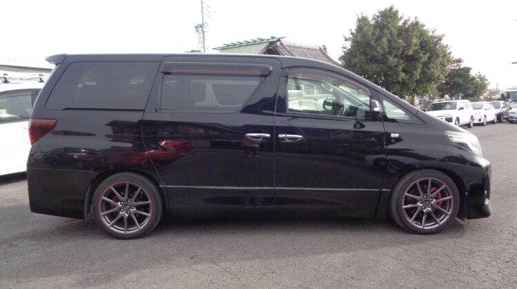 Toyota Alphard, Luxury MPV, Toyota Alphard for Sale, JDM Minivan, Premium Family Van, Import Alphard from Japan, Japanese Car Auction, Alphard Hybrid, Buy Alphard from Japan, Japan Car Direct