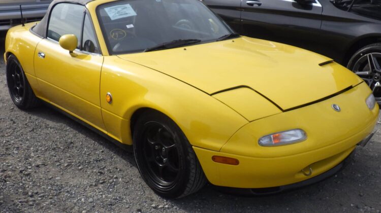 Mazda Roadster, Used Mazda Roadster, Yellow Mazda Roadster, Buy Mazda Roadster Japan, Japan car auction, Import Mazda Roadster Japan, Japanese used cars, Export cars from Japan, Mazda Roadster specs, Japan Car Direct, Miata